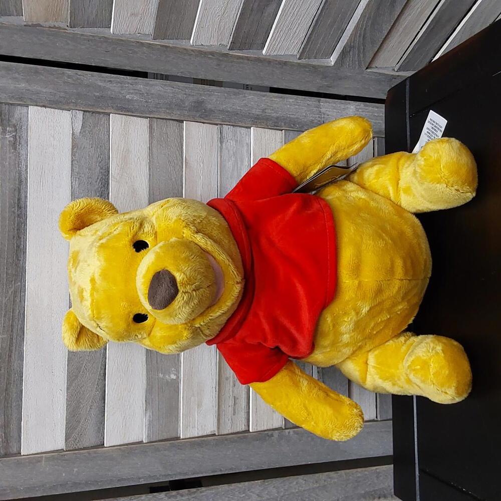 Winnie the Pooh Plush – Medium 13'' | Disney
